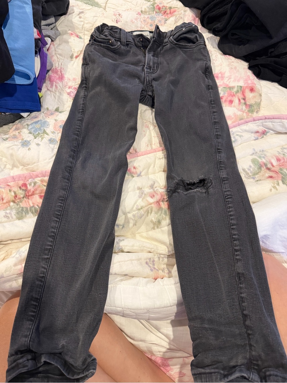 Boys Abercrombie Black Distressed Skinny Jeans